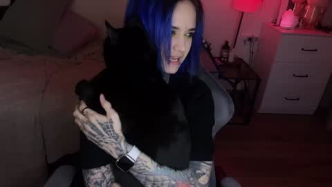   DianaBrite            fansl y online show from 02/07/25, 03:52