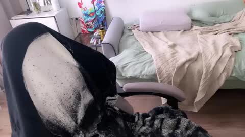   DianaBrite            fansl y online show from 02/15/25, 12:43