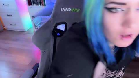   DianaBrite            fansl y online show from 09/29/25, 01:27