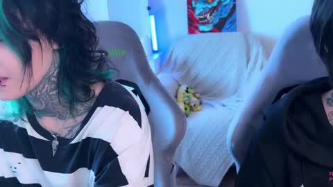   DianaBrite            fansl y online show from 05/01/26, 01:37