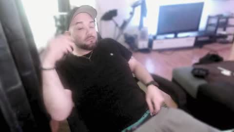 Snapshot of riptid3_ chatting on 02/21/25, 12:39 Ask Me online show from 02/21/25, 12:39