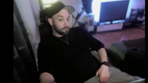 Snapshot of riptid3_ chatting on 03/03/25, 06:59 Ask Me online show from 03/03/25, 06:59