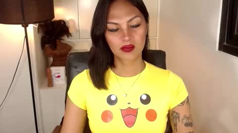 Snapshot of ririmoorets chatting on 02/28/26, 04:13 riri online show from 02/28/26, 04:13