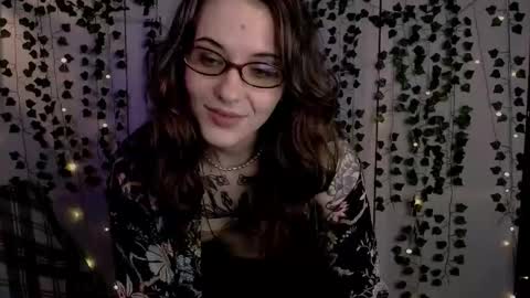 risha_laass online show from 05/28/26, 08:17