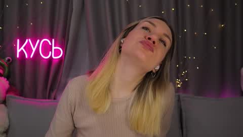 Snapshot of ritakycb chatting on 02/17/26, 12:18 Rita online show from 02/17/26, 12:18