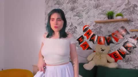 Snapshot of ritka_cherry chatting on 10/26/25, 01:22 Ritka Cherry online show from 10/26/25, 01:22