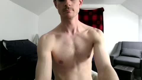 Snapshot of riven_erotica chatting on 05/05/26, 11:29 Riven online show from 05/05/26, 11:29