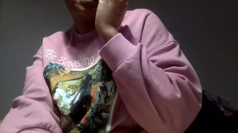 Snapshot of riversaint chatting on 12/23/24, 08:33 River Saint online show from 12/23/24, 08:33