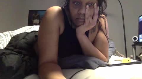 Snapshot of riversaint chatting on 03/10/25, 11:32 River Saint online show from 03/10/25, 11:32