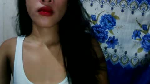 Snapshot of riyu77 chatting on 09/17/25, 04:30 riyu77 online show from 09/17/25, 04:30