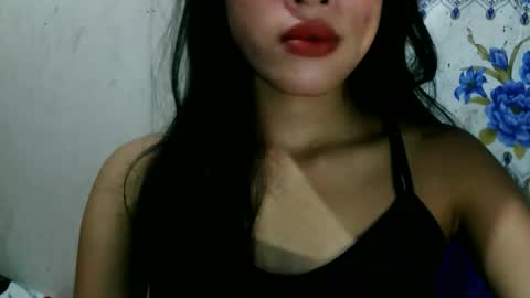 Snapshot of riyu77 chatting on 09/19/25, 05:35 riyu77 online show from 09/19/25, 05:35