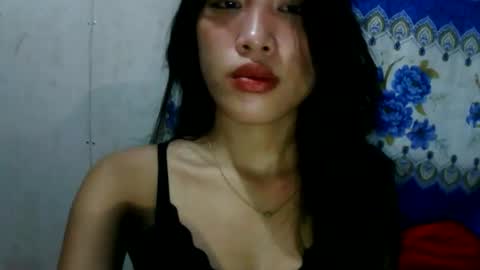 Snapshot of riyu77 chatting on 11/07/25, 06:19 riyu77 online show from 11/07/25, 06:19