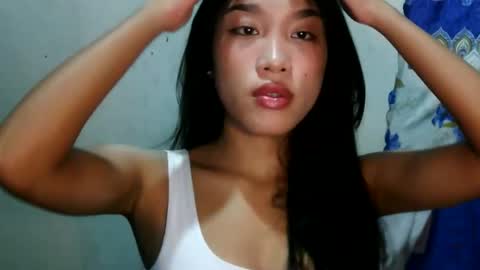 Snapshot of riyu77 chatting on 12/22/25, 06:16 riyu77 online show from 12/22/25, 06:16
