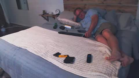 rjkelly6892 online show from 04/20/26, 03:42