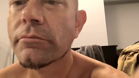 Snapshot of rjwabbit chatting on 12/09/24, 01:07 Tom online show from 12/09/24, 01:07