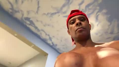 Nikki Thickts online show from 07/10/26, 11:02