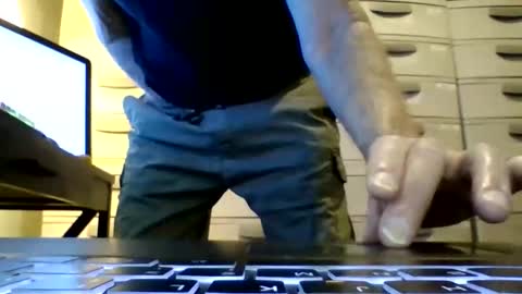 rlcock1 online show from 10/28/25, 09:02