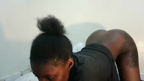 rlessing2 online show from 02/18/26, 11:33