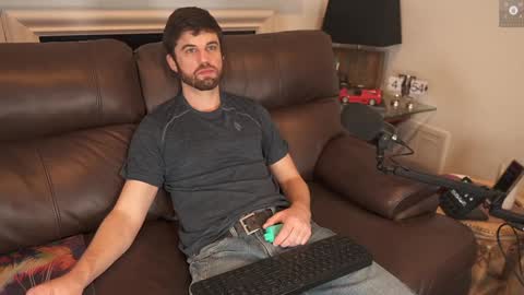 Snapshot of rndmzd chatting on 01/02/25, 10:55 Ryan aka KeylimeRy online show from 01/02/25, 10:55