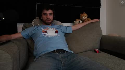 Ryan aka KeylimeRy online show from 04/13/26, 05:35