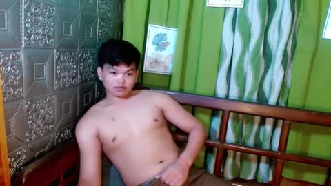 Snapshot of rnl_cum chatting on 01/03/25, 05:53 RICH MY GOAL online show from 01/03/25, 05:53