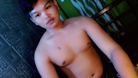 Snapshot of rnl_cum chatting on 01/04/25, 02:25 RICH MY GOAL online show from 01/04/25, 02:25