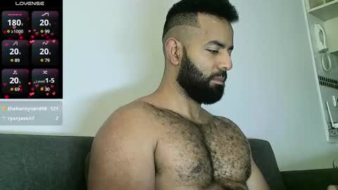 SebasRoa online show from 01/17/25, 06:54