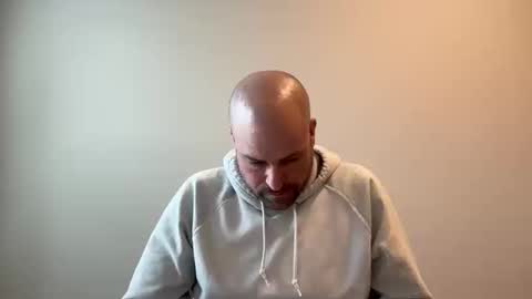 Snapshot of roadking1122 chatting on 01/05/26, 05:38 roadking1122 online show from 01/05/26, 05:38