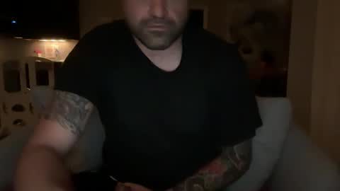 Snapshot of roadking1122 chatting on 02/05/26, 11:37 roadking1122 online show from 02/05/26, 11:37