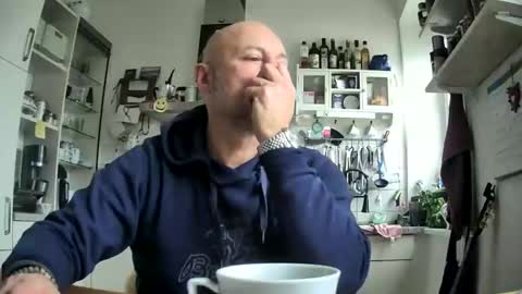 Snapshot of roadrunnerger chatting on 02/28/25, 12:31 roadrunnerger online show from 02/28/25, 12:31