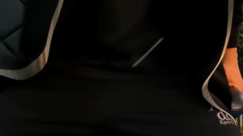 Roan Birkin online show from 03/30/26, 07:15