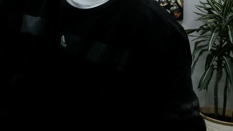 Roan Birkin online show from 04/16/26, 07:14