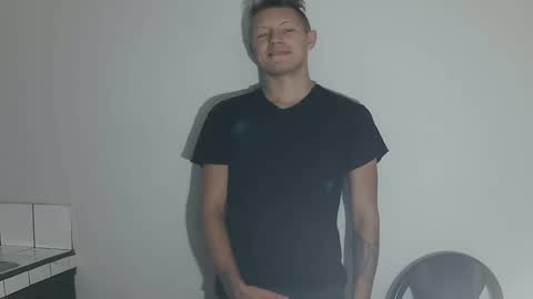 RoastingCorn online show from 10/05/25, 03:05