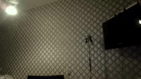 rob18997 online show from 12/19/25, 07:10