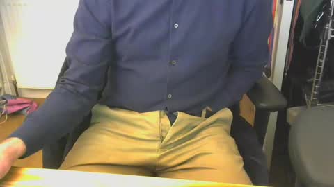 rob3616 online show from 02/27/25, 09:14