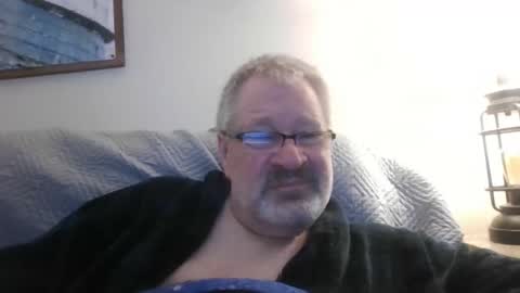 rob872217 online show from 04/04/26, 05:16