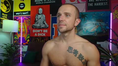 Snapshot of rob_ryder chatting on 12/13/24, 01:37 rob ryder online show from 12/13/24, 01:37