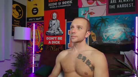 Snapshot of rob_ryder chatting on 12/23/24, 03:07 rob ryder online show from 12/23/24, 03:07