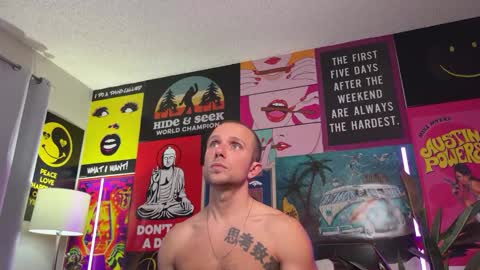 Snapshot of rob_ryder chatting on 12/23/24, 10:23 rob ryder online show from 12/23/24, 10:23