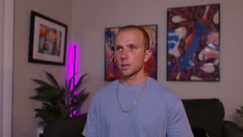 Snapshot of rob_ryder chatting on 09/17/25, 02:02 rob ryder online show from 09/17/25, 02:02