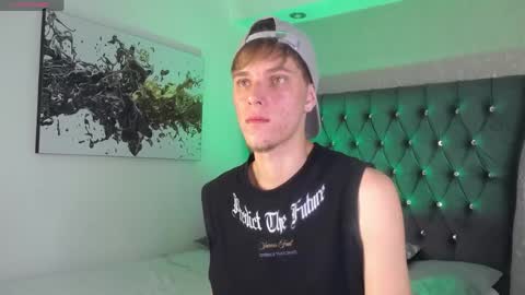 Robbin online show from 04/16/26, 04:46