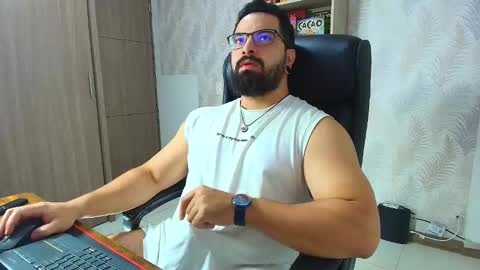 Robby online show from 11/26/25, 12:22