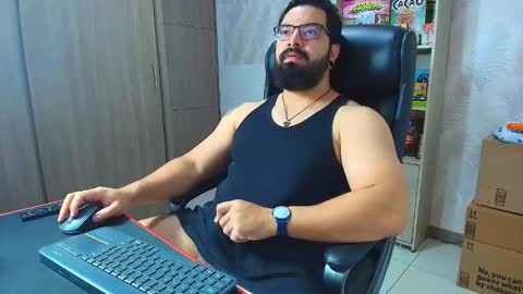 Robby online show from 12/18/25, 02:39