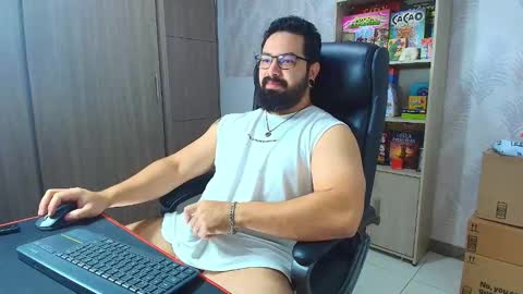 Robby online show from 12/19/25, 06:31