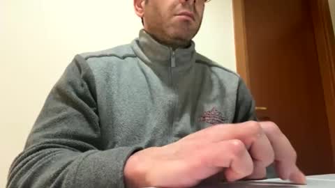 Snapshot of roberpierre_ho chatting on 02/28/26, 01:17 roberpierre_ho online show from 02/28/26, 01:17