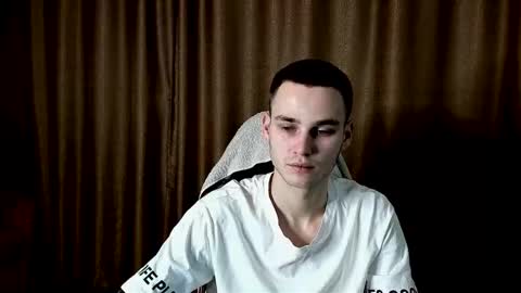 robert10211 online show from 01/13/26, 06:02