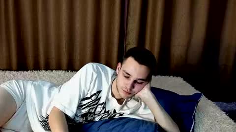 robert10211 online show from 02/20/26, 09:00