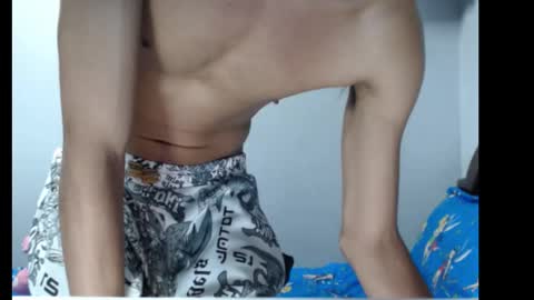 Snapshot of robert_kingg chatting on 12/17/25, 07:25 robert_kingg online show from 12/17/25, 07:25