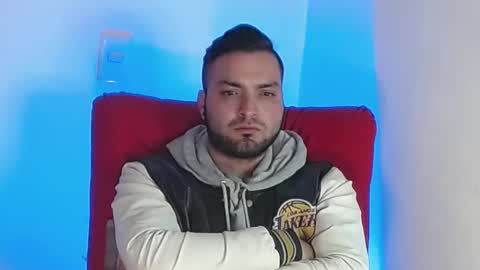 Snapshot of robert_leroy chatting on 02/14/25, 01:34 Stiven - online show from 02/14/25, 01:34