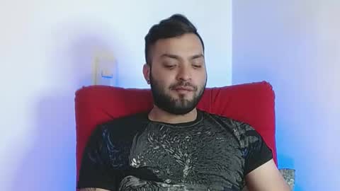 Snapshot of robert_leroy chatting on 02/24/25, 06:38 Stiven - online show from 02/24/25, 06:38